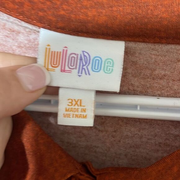 Valentina Rust Button-Up Shirt lularoe NWT size 3XL - Picture 5 of 6